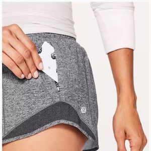 Lululemon Hotty Hot 2.5 Inch Shorts